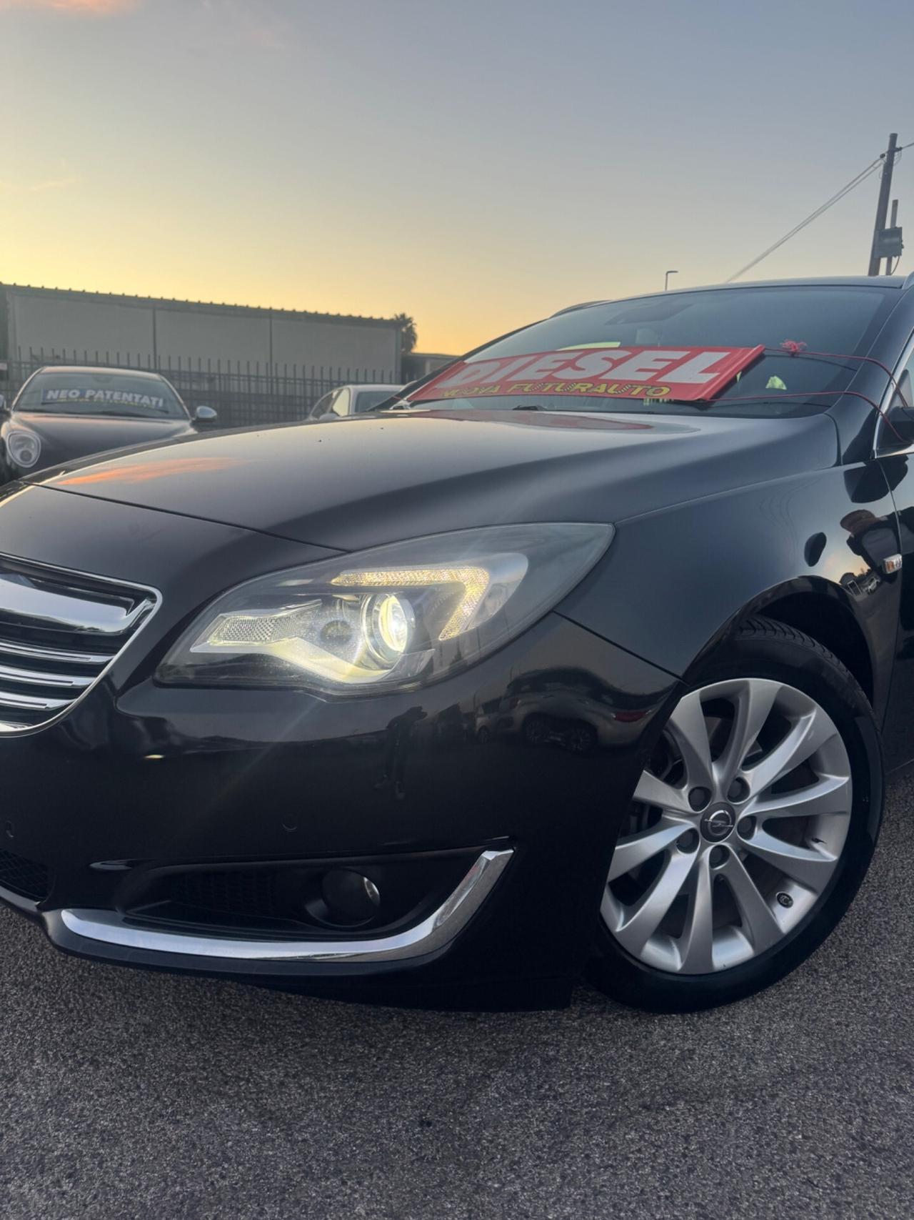 Opel Insignia 2.0 CDTI 163CV Start&Stop Sports Tourer Cosmo Business