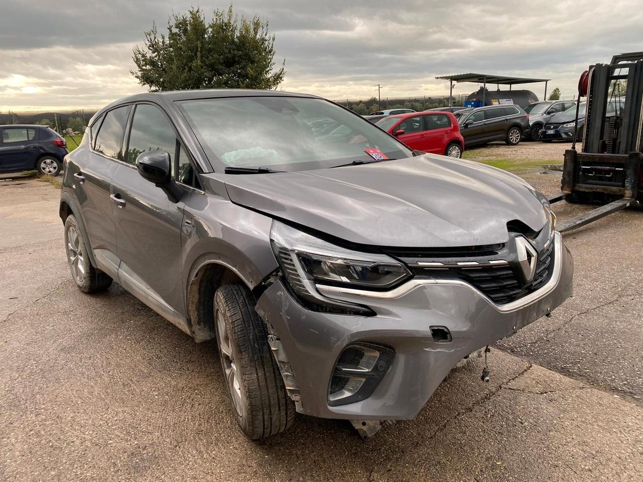 Renault Captur 1.0 tce 90cv my21 INCIDENTATA