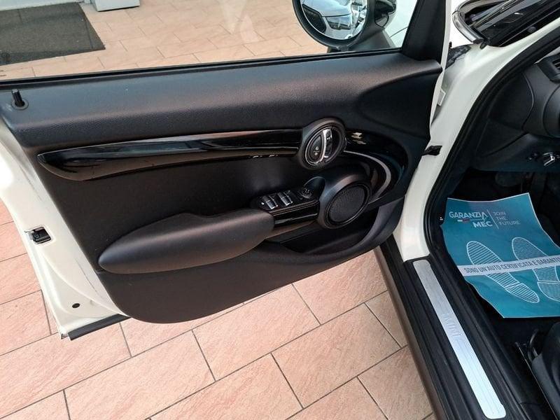 MINI Mini 5 porte Mini 1.5 Cooper D Business 5 porte