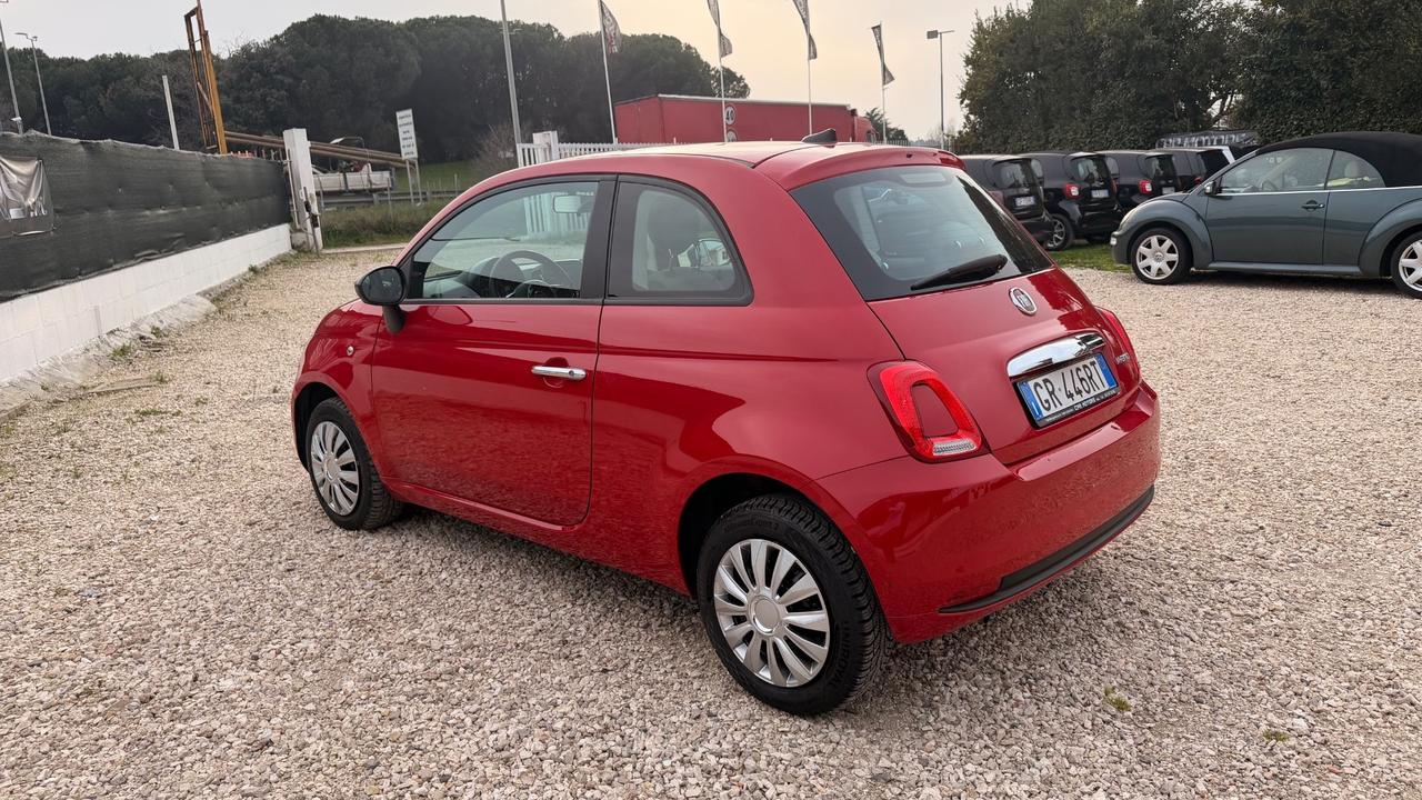 Fiat 500 1.0 Hybrid Red