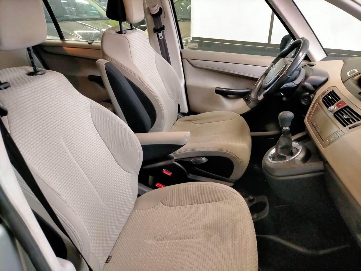 Citroen Grand C4 Picasso 1.6 HDi FAP 7 Posti