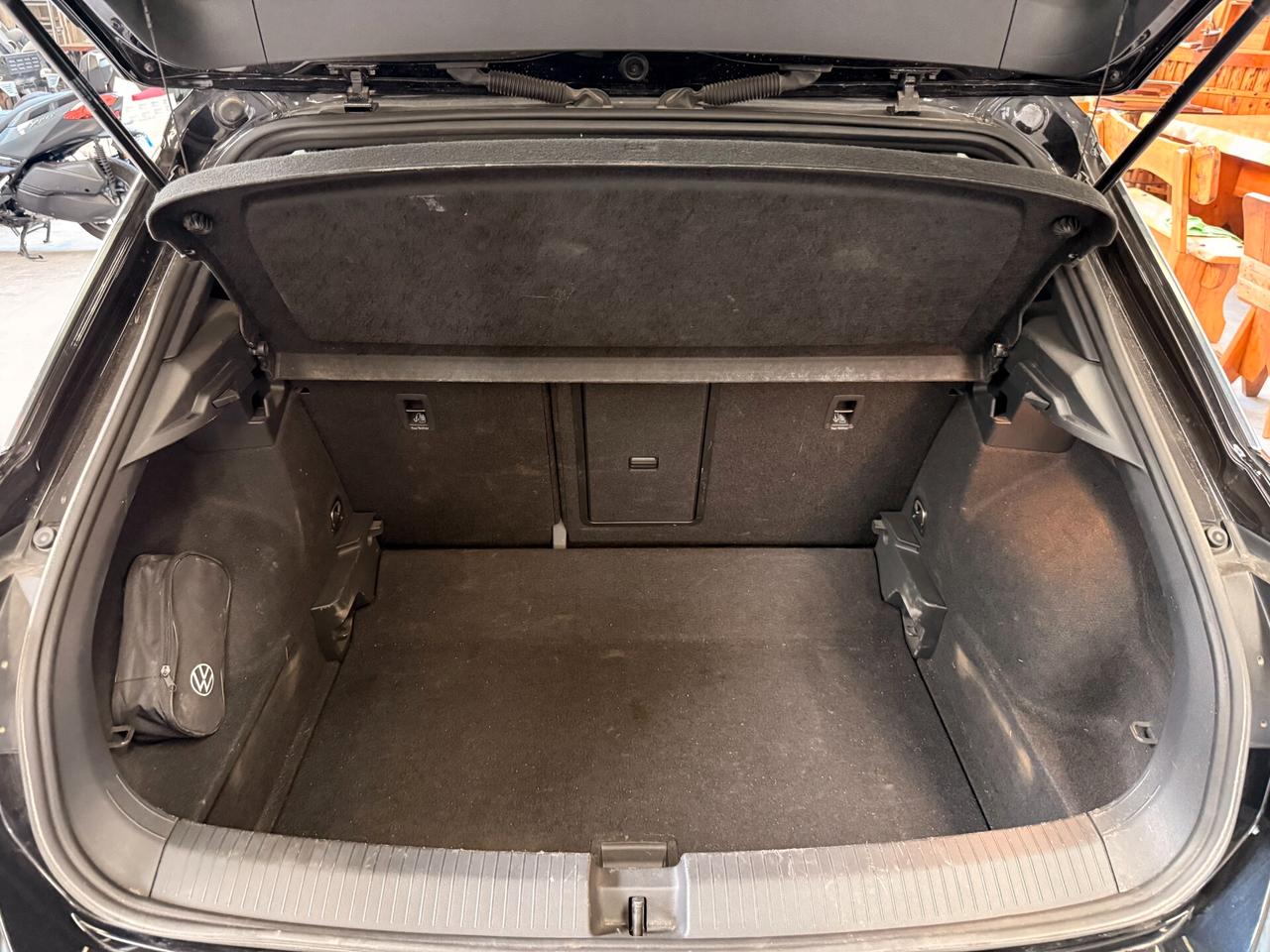 Volkswagen T-Roc 2.0 TDI SCR 150 CV DSG R-Line