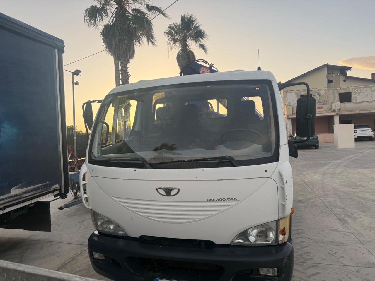 Trattore DAEWOO AVIA D100TC CON 65000 pari al nuovo