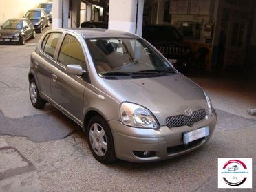 TOYOTA - Yaris - 1.3i 16V Sol * km 36000*