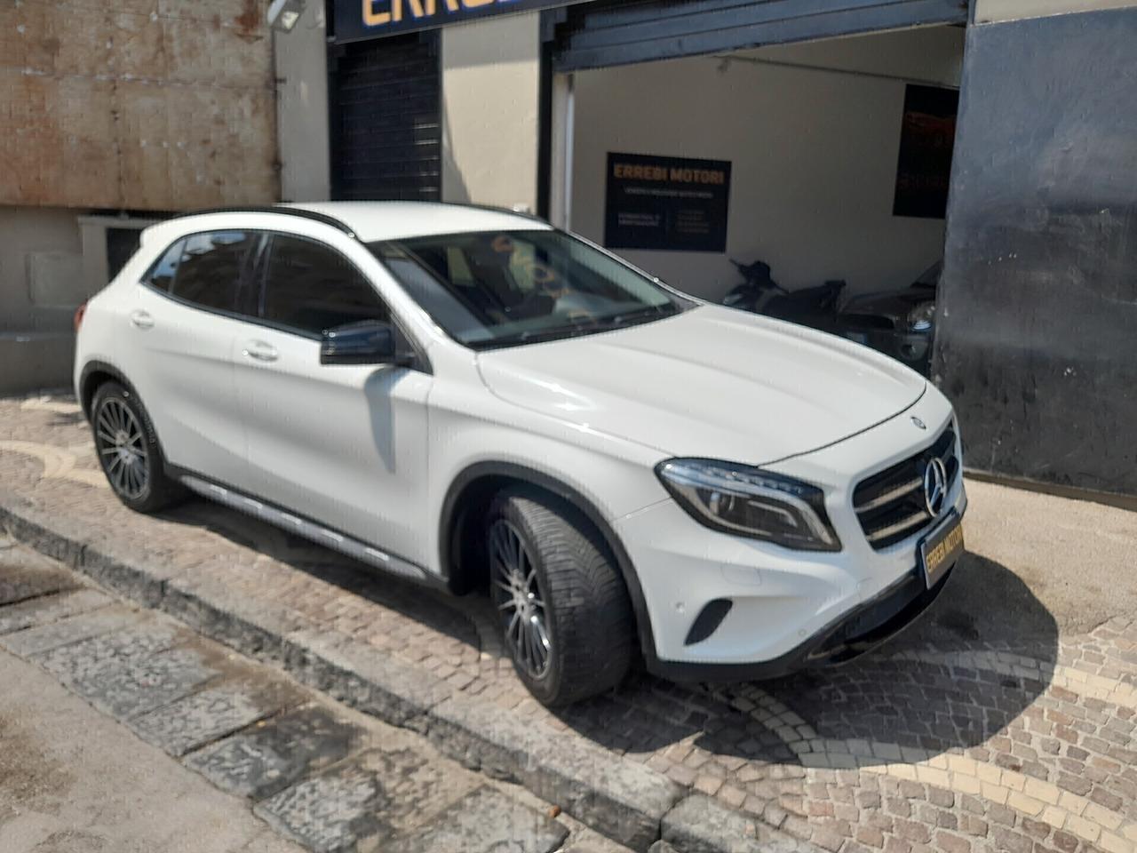 Mercedes-benz GLA 180 d Automatic Premium