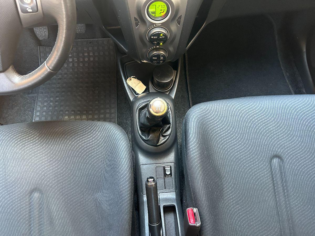TOYOTA - Yaris - 1.4 D-4D 90CV 5p. Sol