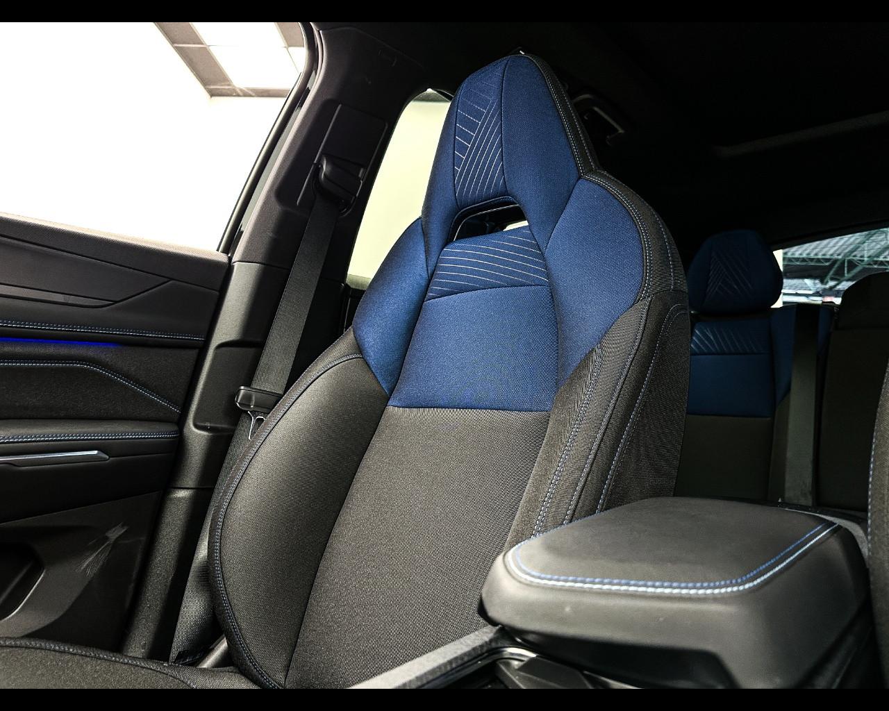 LYNK&CO 01 - 01 PHEV