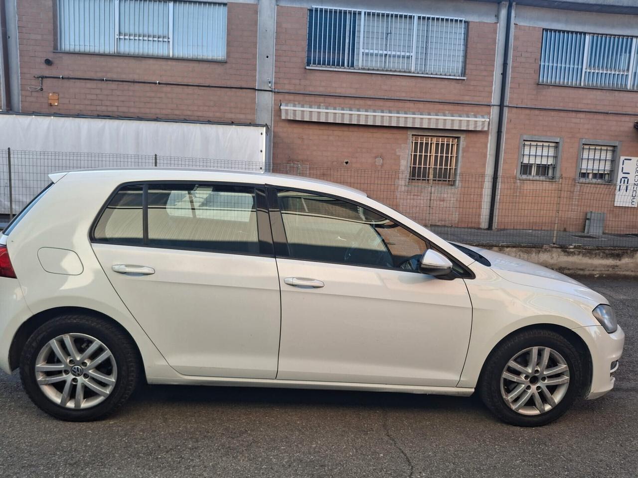 Volkswagen Golf 1.6 TDI 5p. Highline BlueMotion Technology