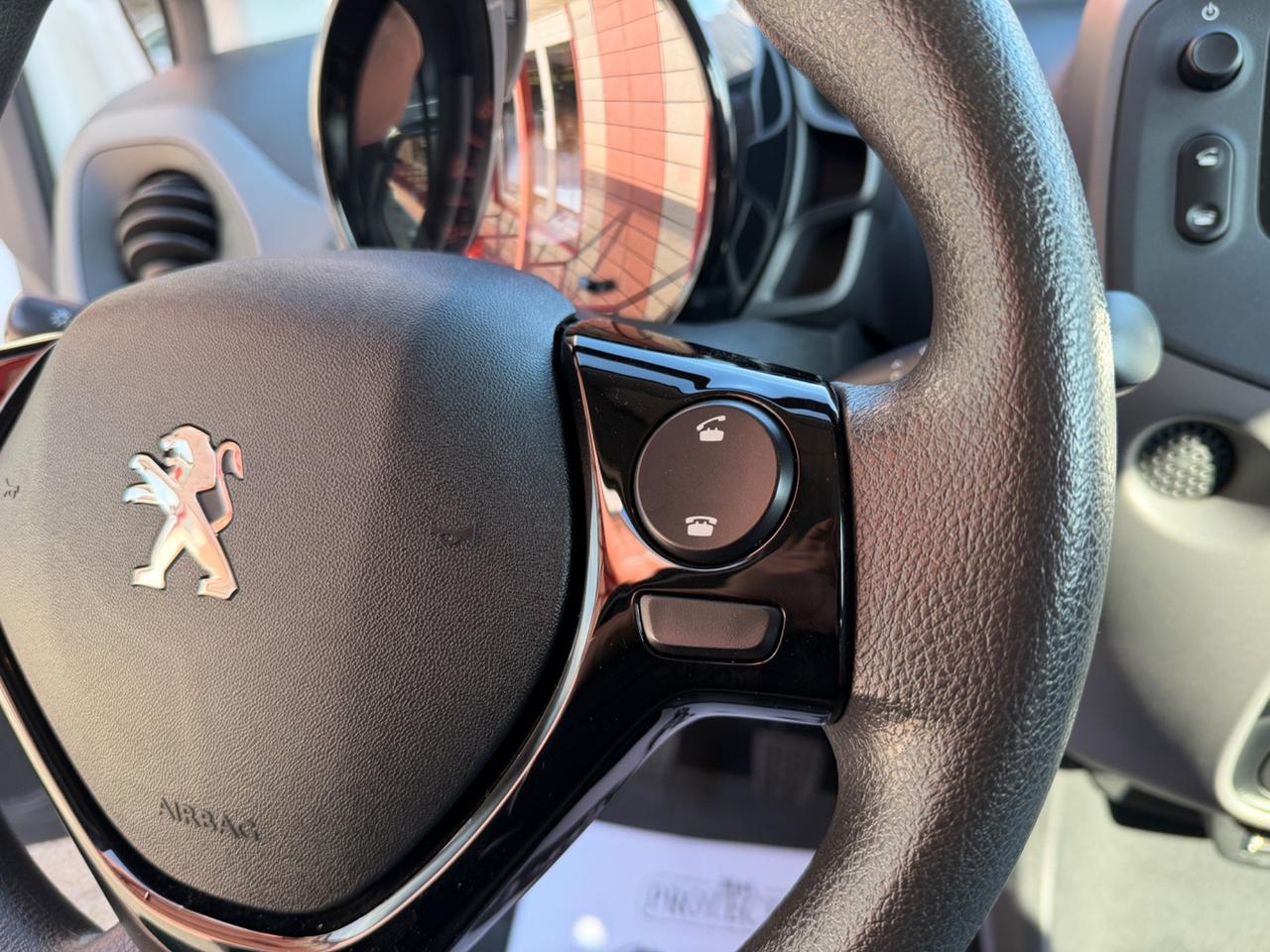 Peugeot 108 OK NEO PATENTATI - 16.000 KM!!