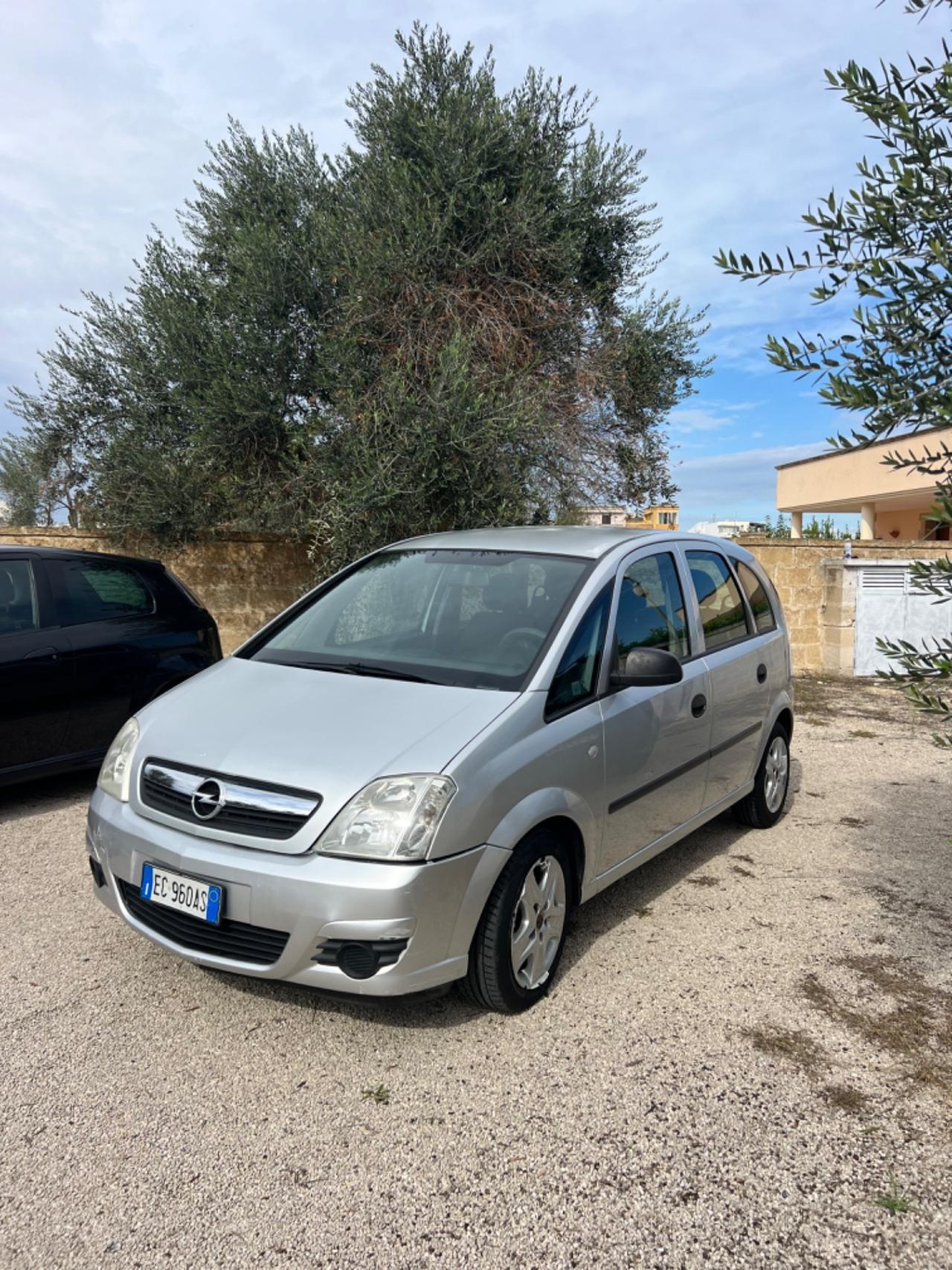 Opel Meriva 1.4 16V GPL-TECH Enjoy