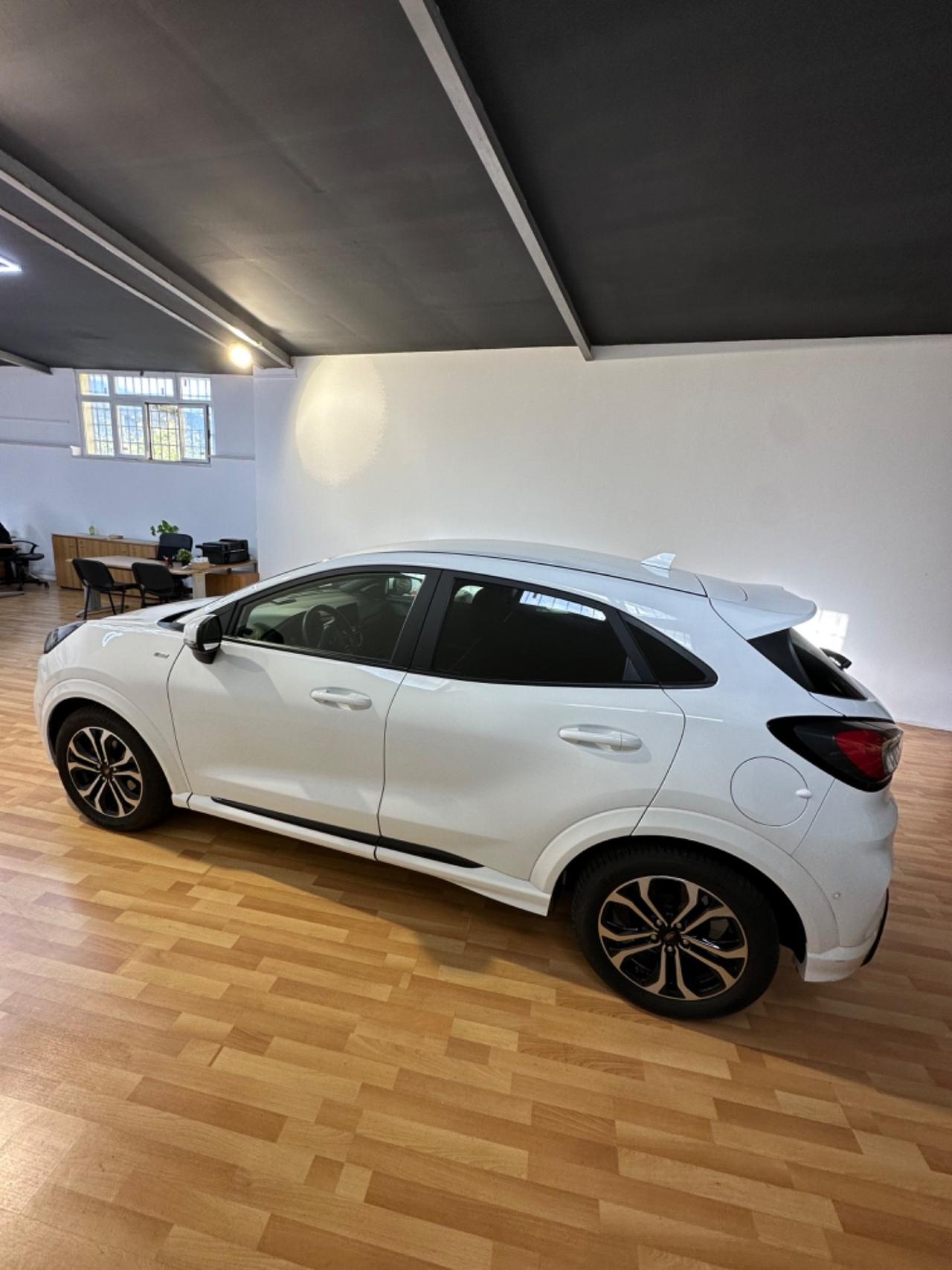 Ford Puma 1.0 EcoBoost Hybrid 125 CV S&S aut. ST-Line