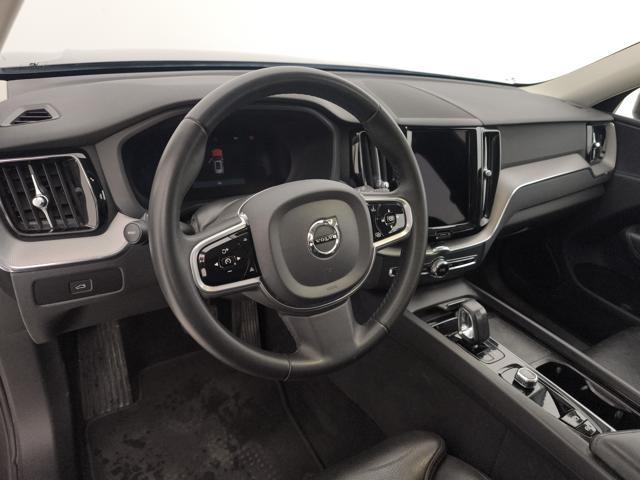 VOLVO XC60 2.0 b4 Plus Dark awd auto