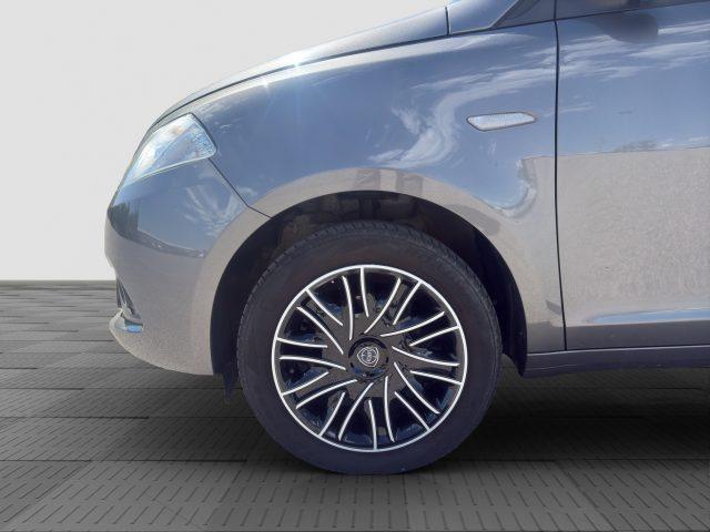LANCIA Ypsilon Ypsilon 1.0 FireFly 5 porte S&S Hybrid Silver