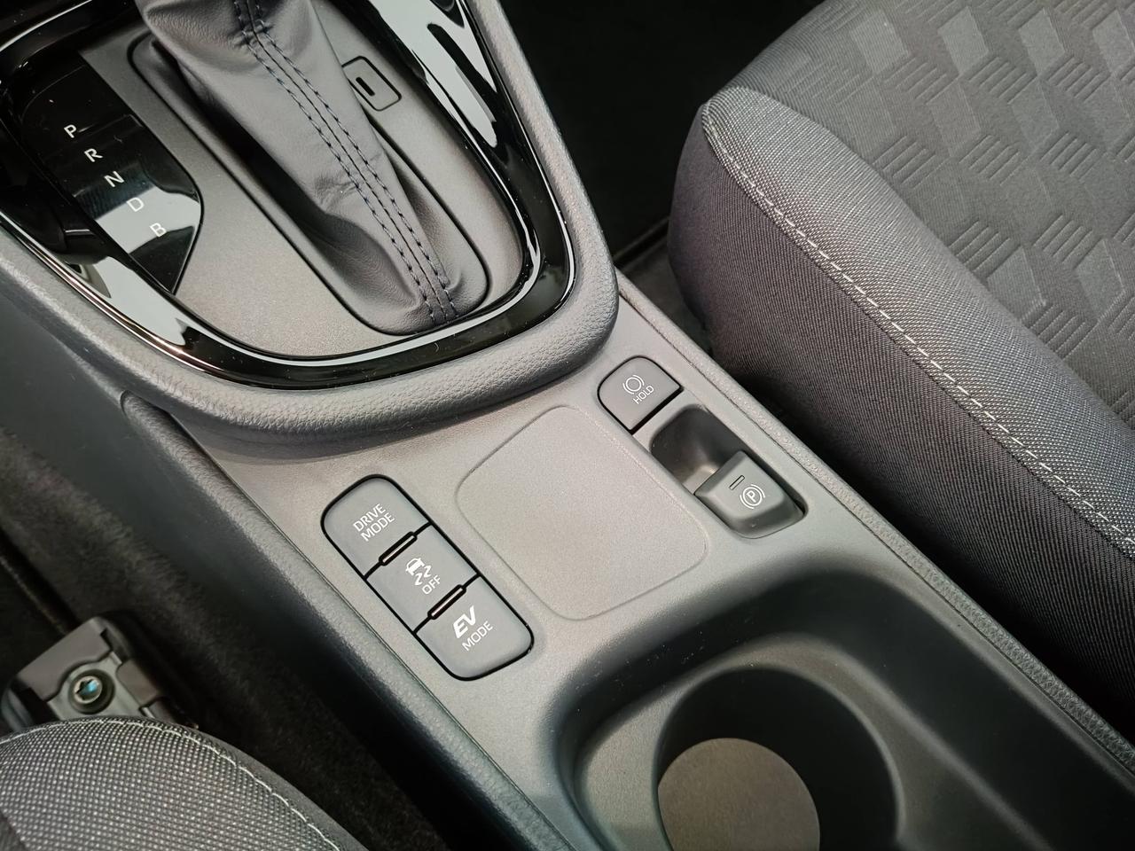 TOYOTA Yaris 1.5 Hybrid 115 - Trend MY25