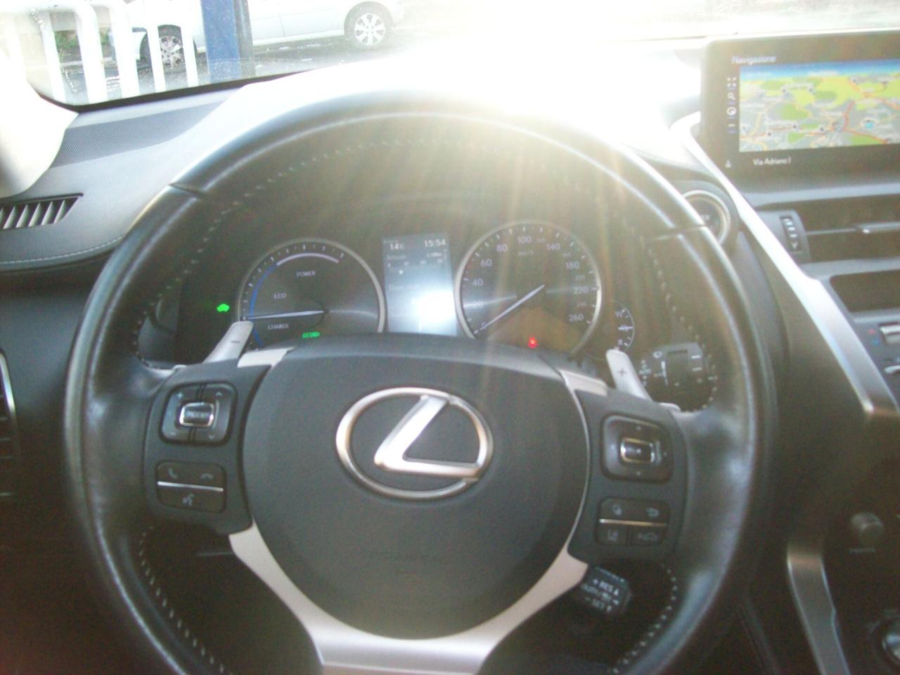 Lexus NX 300h Hybrid 4WD Business