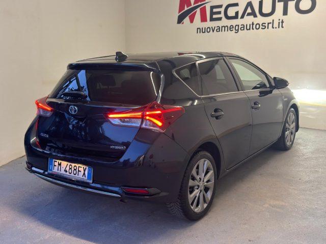 TOYOTA Auris 1.8 Hybrid Lounge