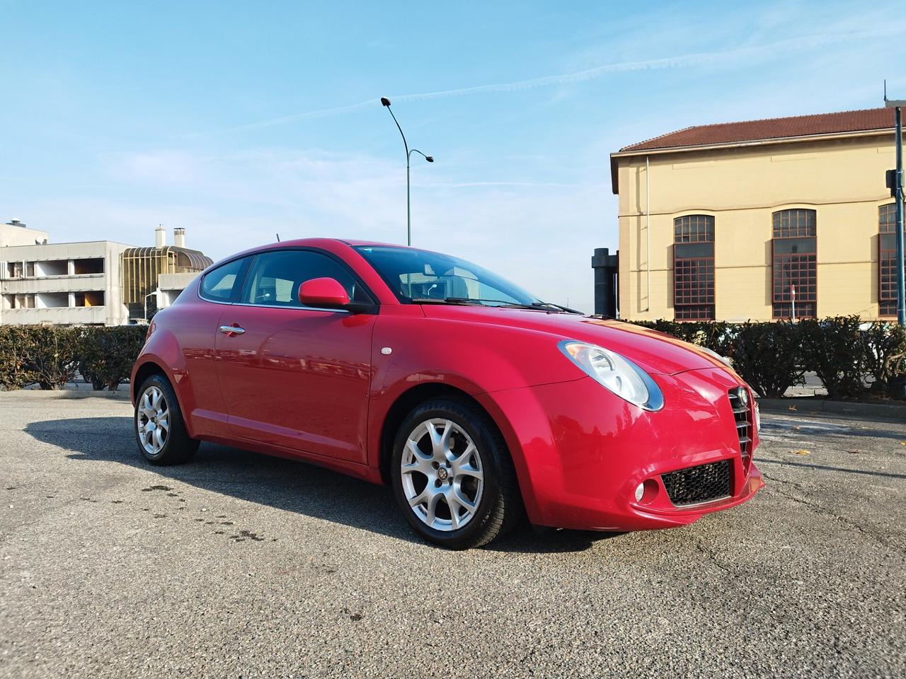 Alfa MiTo 1.3 mjet 95 CV Distinctive km 107000