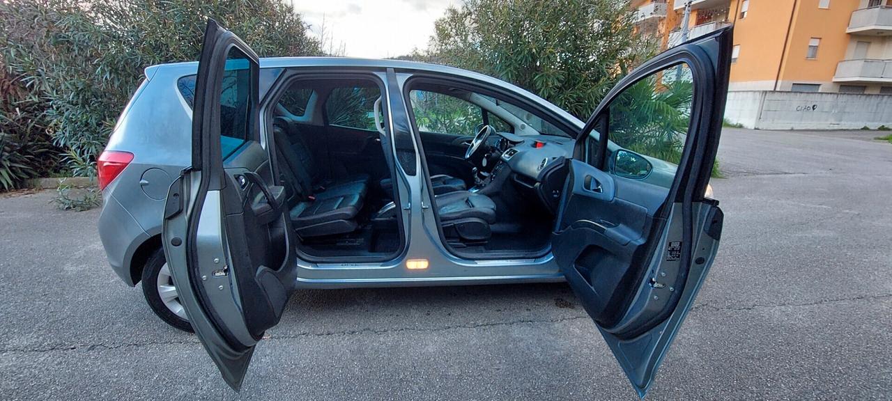 MERIVA 1,3 DIESEL 75 CV COSMO PELLE SEDILI RISCALDABILI SENSORI TELEFONOLEGA IMPECCABILE