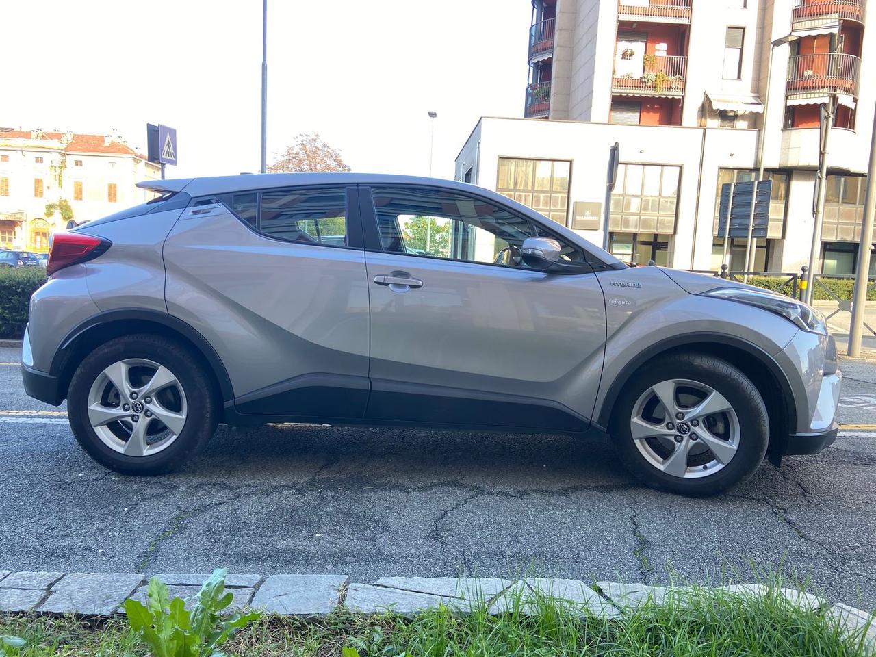 Toyota C-HR Active 1.8 HEV