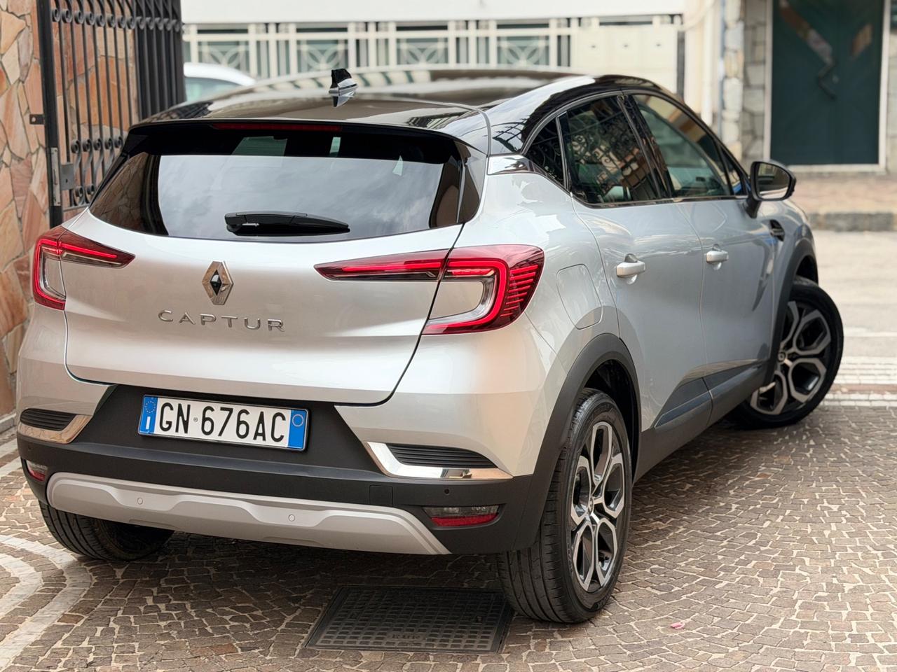 Renault Captur TCe 100 CV GPL Techno Fast Track
