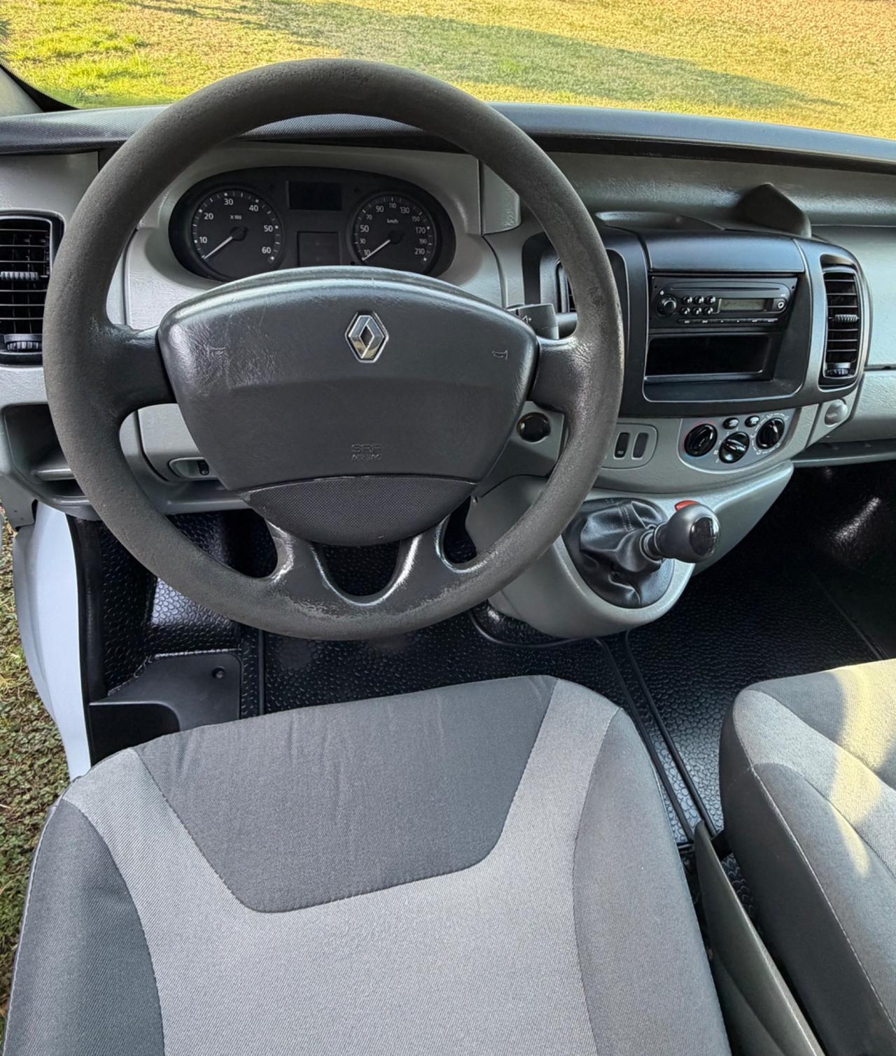 RENAULT TRAFIC 2.0 CTDi 115CV 6 MARCE CLIMA BIANCO