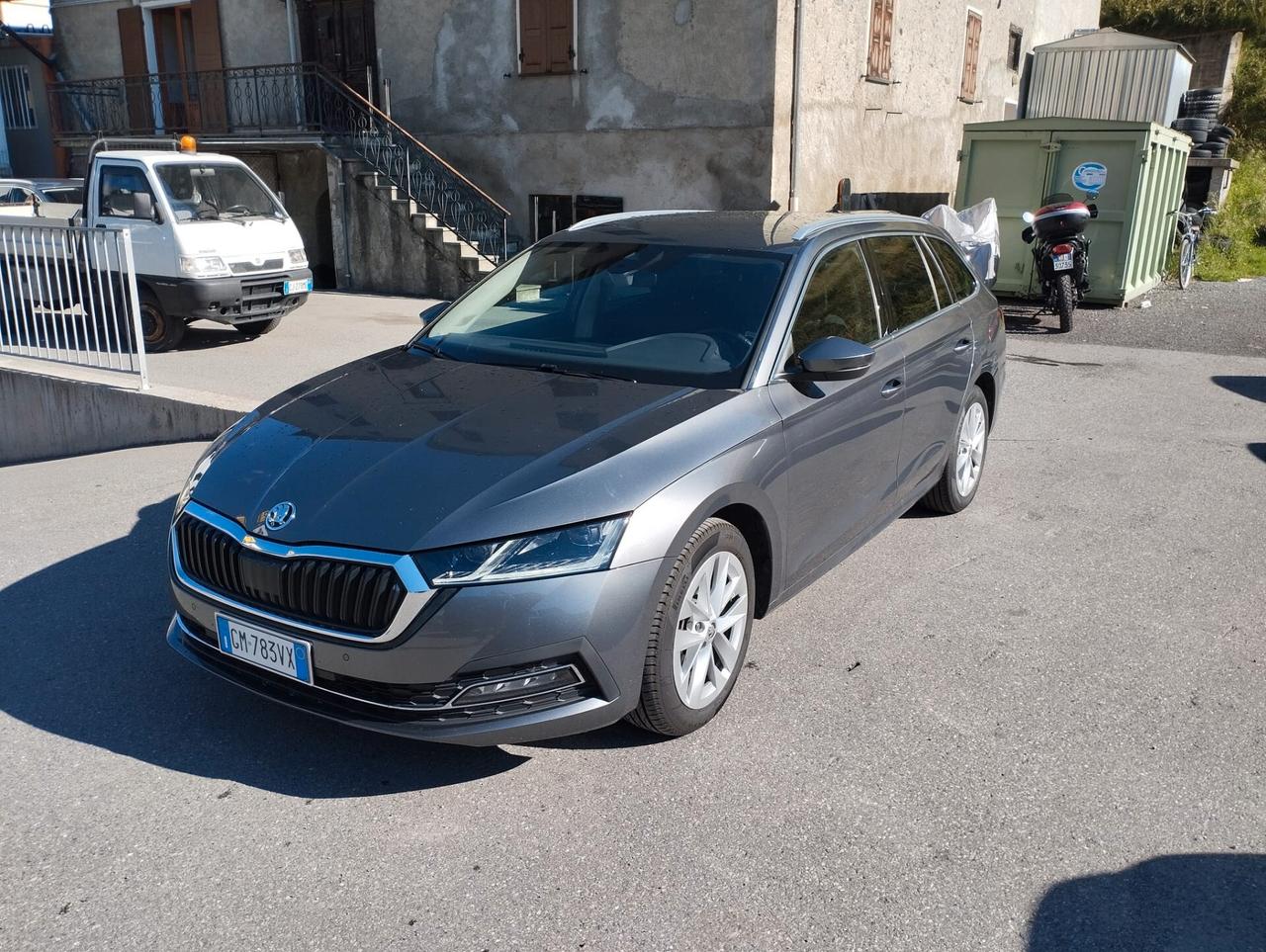 Skoda Octavia 2.0 TDI EVO SCR 150 CV DSG 4x4 Wagon Executive