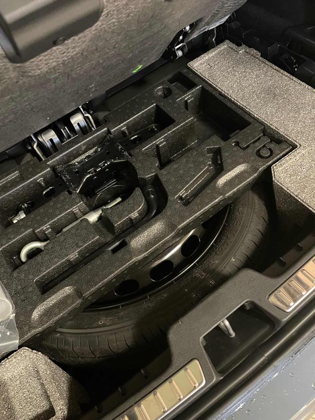 VOLVO XC90 B5 (d) AWD Geartronic R-design*TETTO/ 7 POSTI*