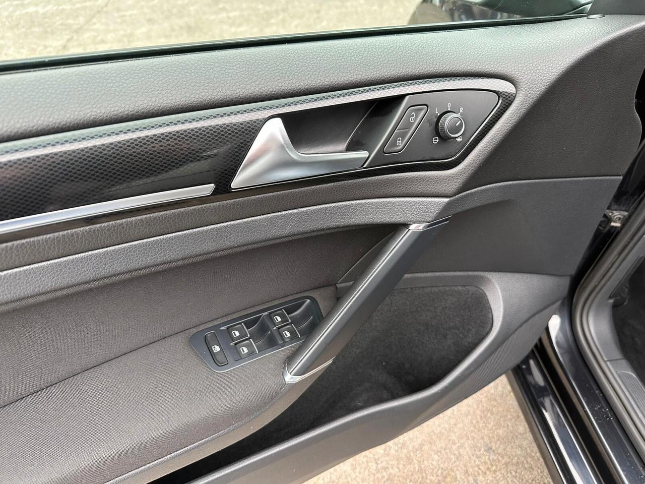 Volkswagen Golf 2.0 TDI 5p. Highline BlueMotion Technology