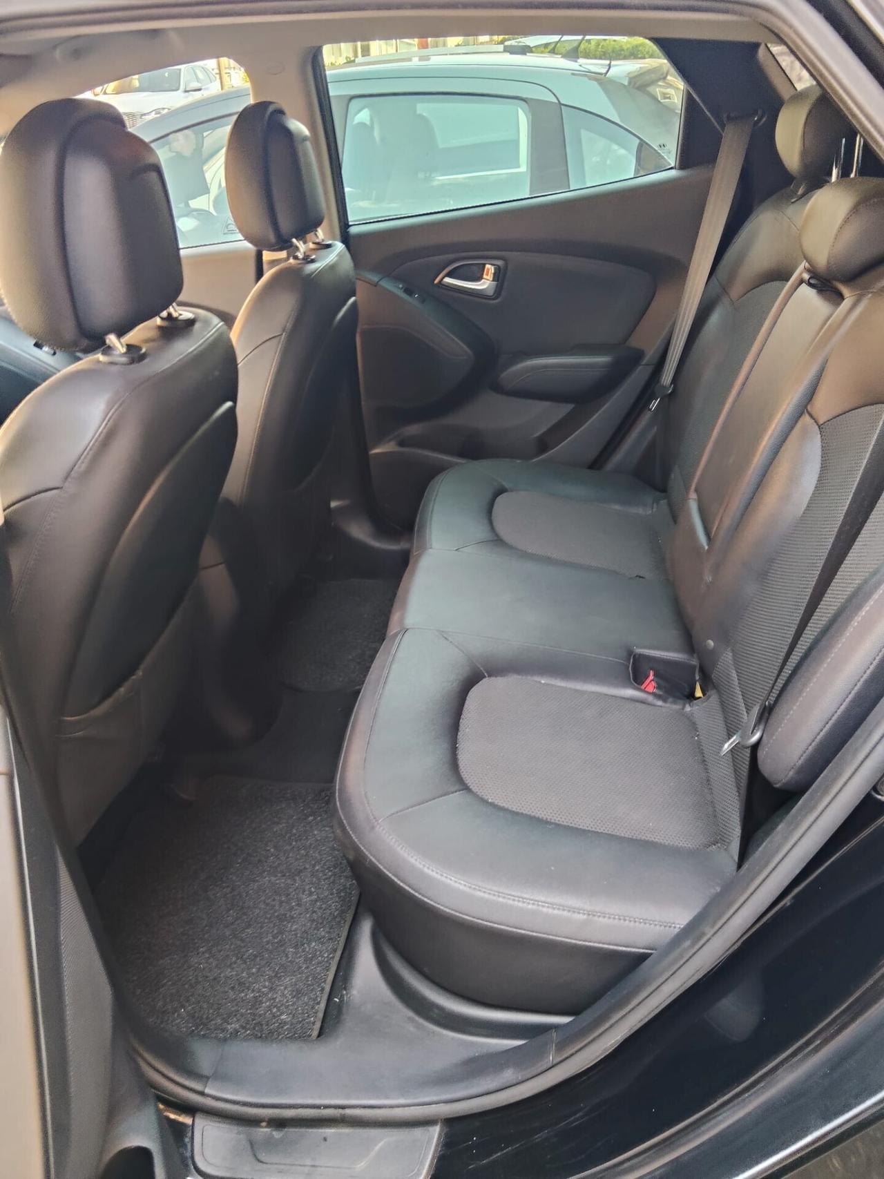Hyundai iX35 1.7 CRDi 2WD Xpossible