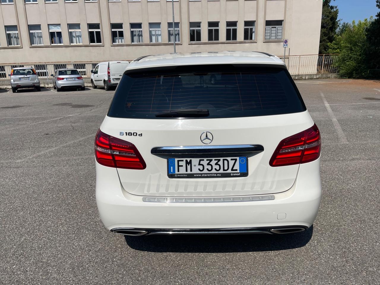 Mercedes-benz B 180 B 180 d Automatic Business