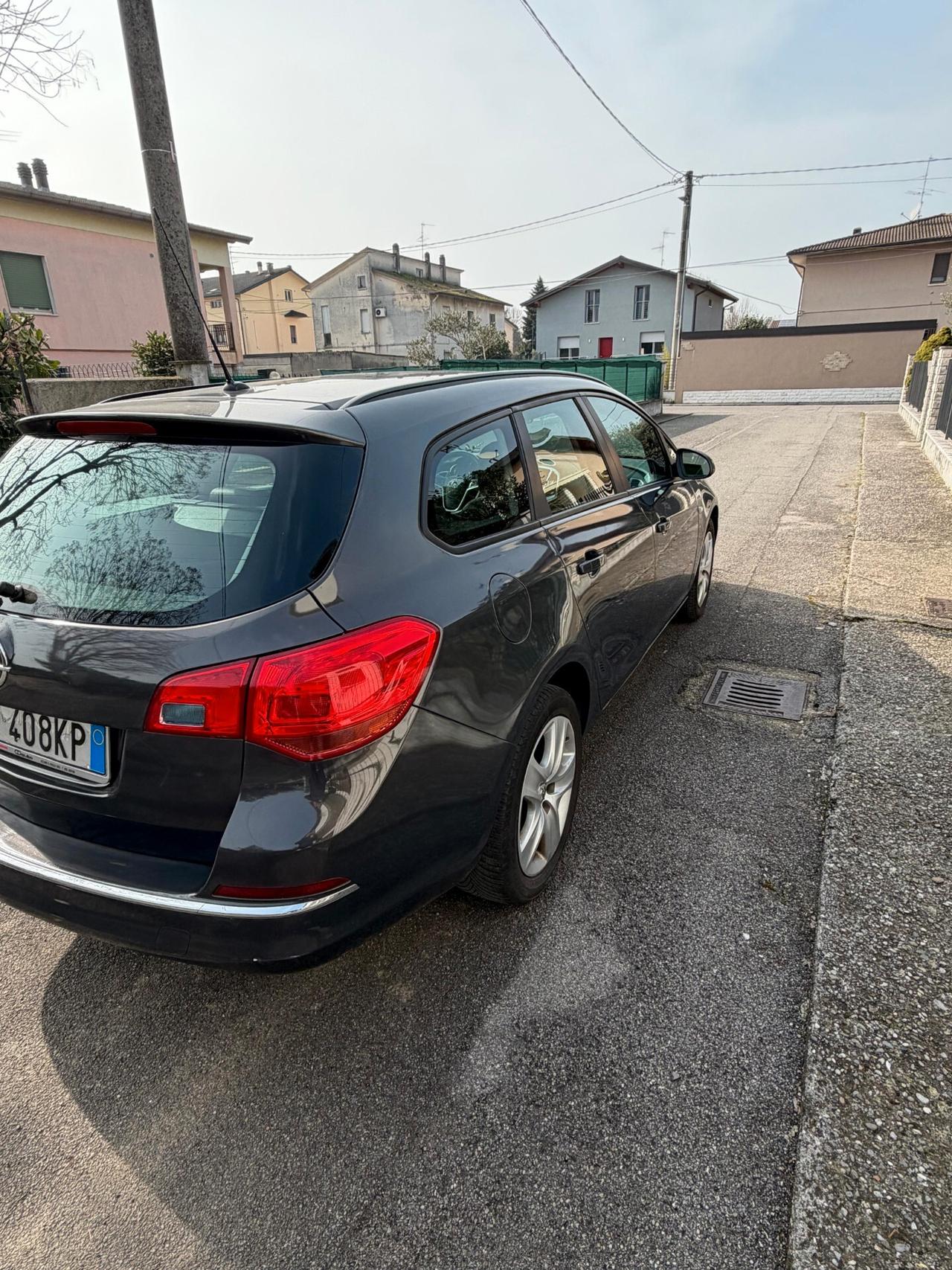 Opel Astra 1.7 CDTI 2014 OK NEOPATENTATI