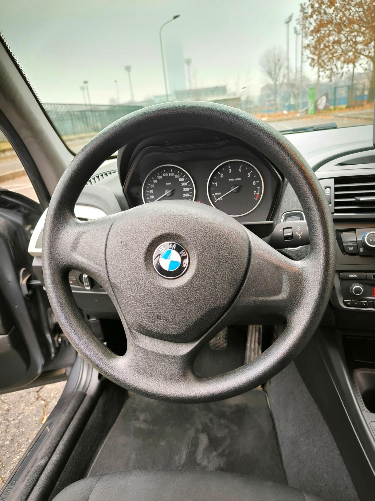 Bmw 116i 5p. Msport con 86000 KM Originali