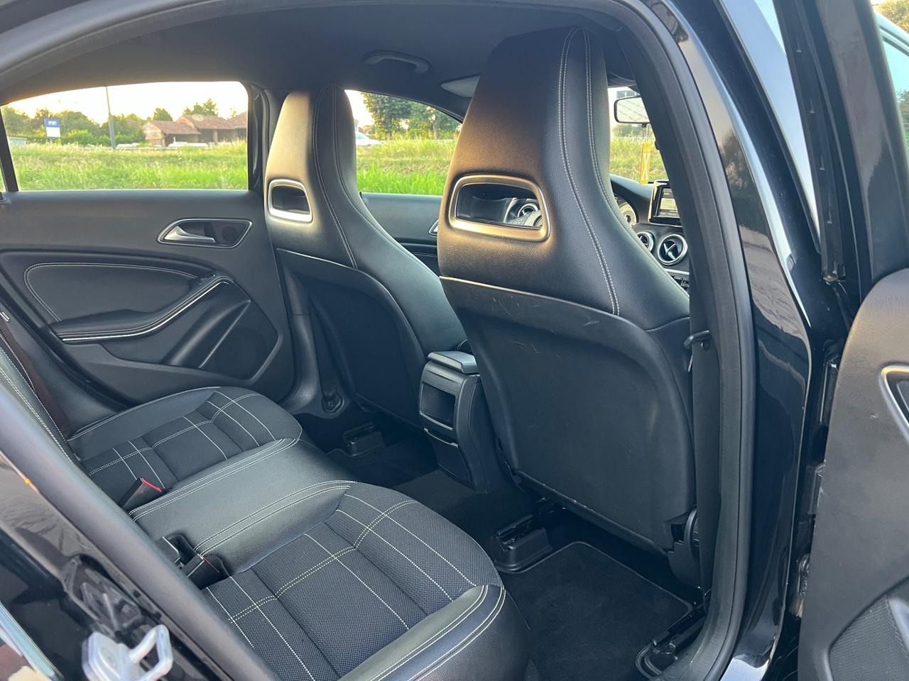 Mercedes-benz A 160 A 160 CDI Dark Night Edition