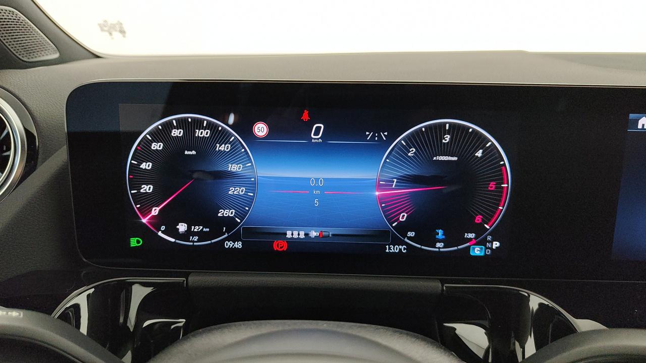 Mercedes-Benz GLA 180 d Automatic