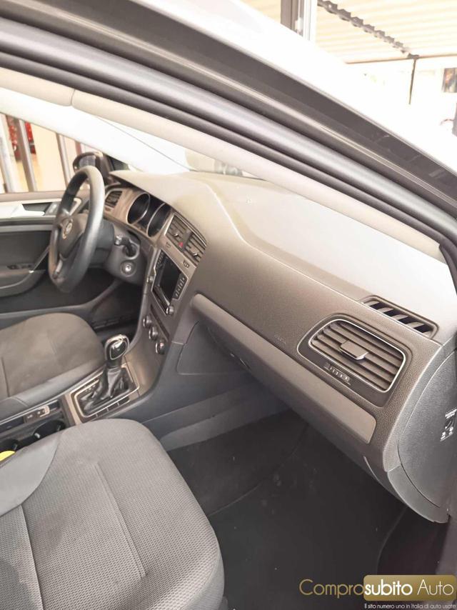 VOLKSWAGEN Golf Variant 1.6 TDI 110 CV DSG Business BlueMotion Tech.
