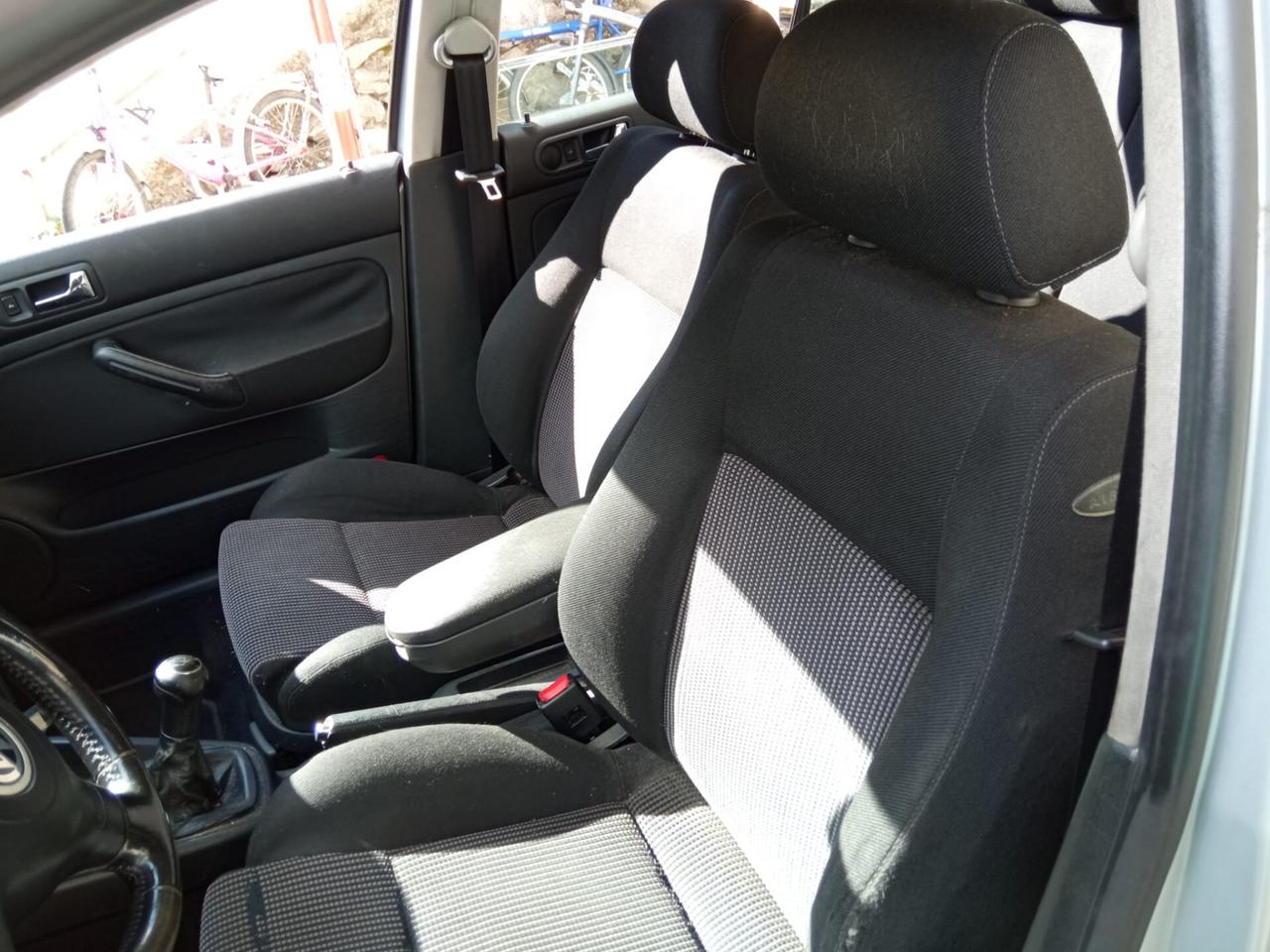 Volkswagen Golf 1.6 cat 5 porte Highline