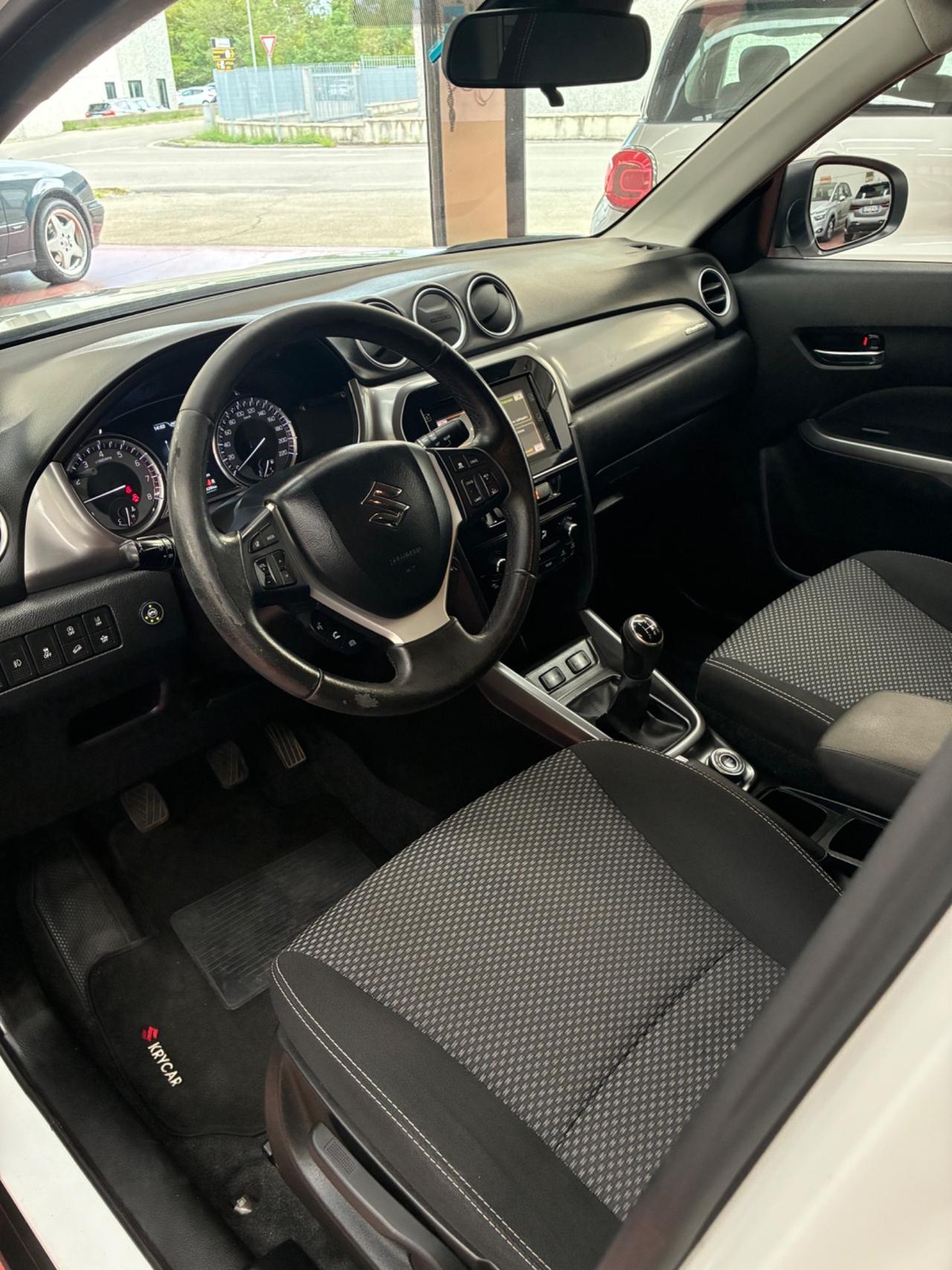 Suzuki Vitara 1.0 turbo benzina 4x4 Cool