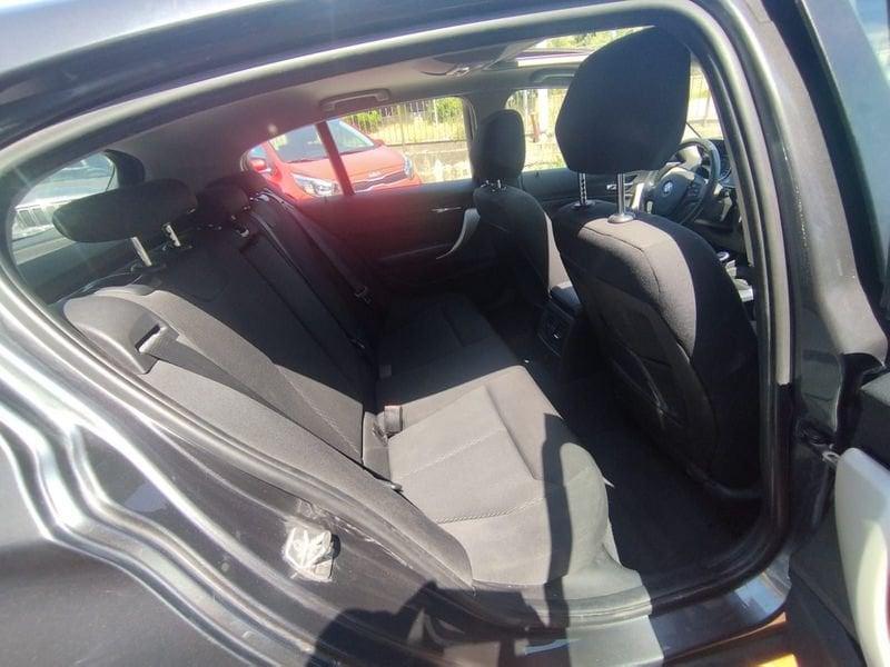 BMW Serie 1 116d 5p. Advantage