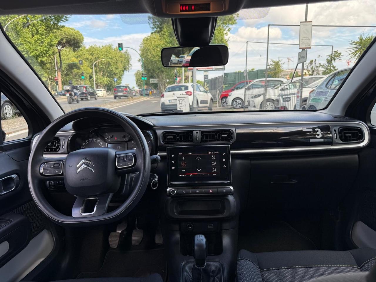 Citroen C3 83cv Benzina 5 porte Shine Navi bicolor pdc