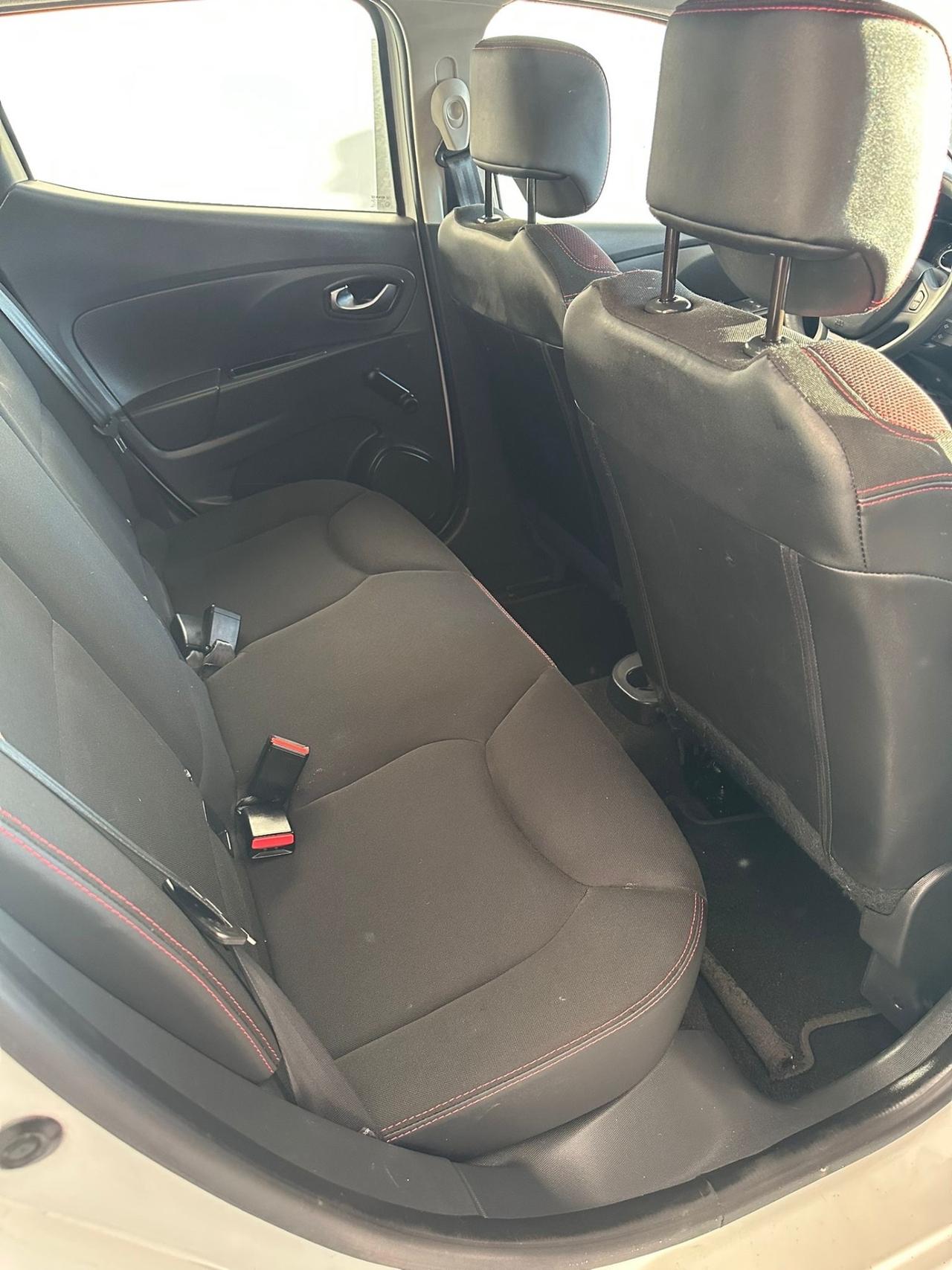 Renault Clio 1.2 75CV 5 porte Wave