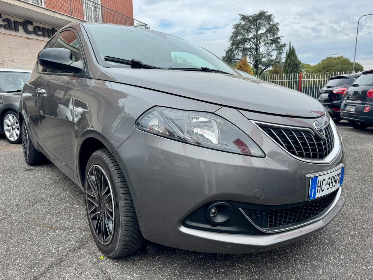 Lancia Ypsilon 1.0 FireFly GOLD NEOPATENTATI PREZZO REALE