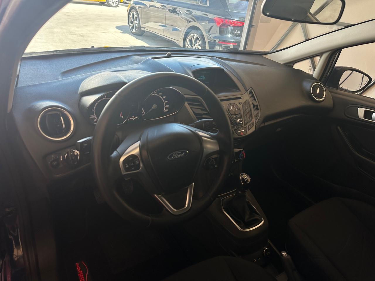 Ford Fiesta 1.5 TDCi 75CV 5 porte Business