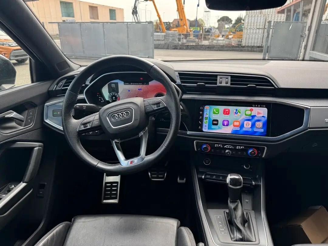 Audi Q3 SPB 35 TFSI S tronic Identity Black Sportbavk s-line