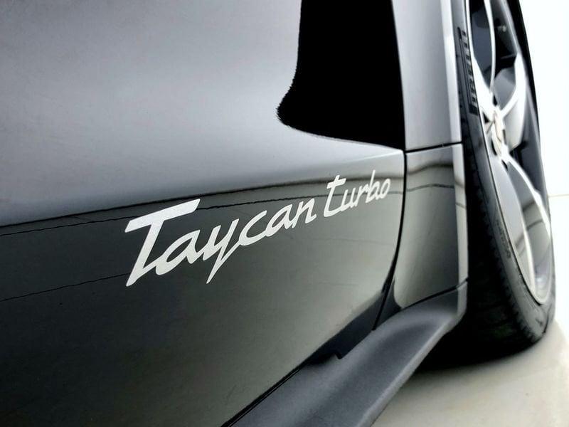 Porsche Taycan Turbo