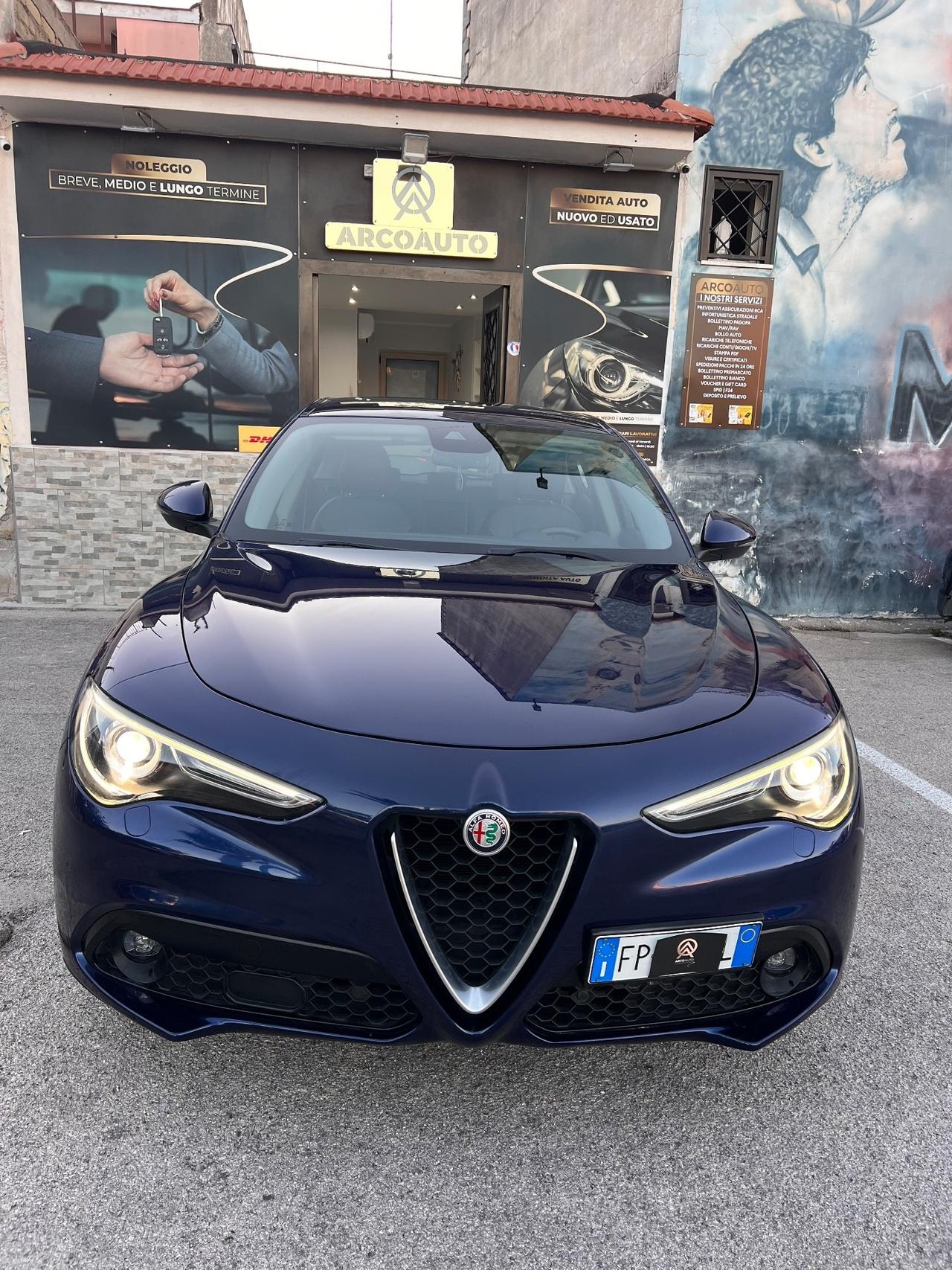 Alfa Romeo Stelvio 2.2 Turbodiesel 180 CV AT8 RWD Super