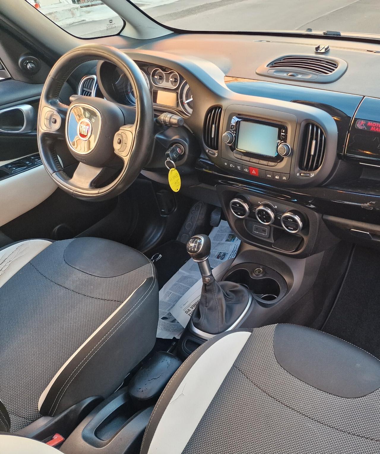 Fiat 500L 1.6 Multijet TREKKING (GANCIO TRAINO)