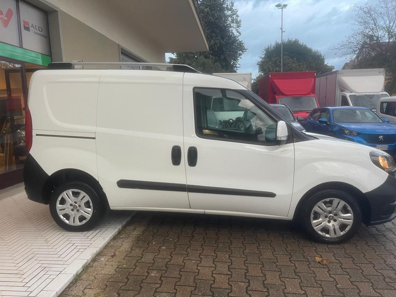 Fiat Doblo Doblò 1.6 MJT 105CV PC-TN Cargo Lamierato SX 3 Posti