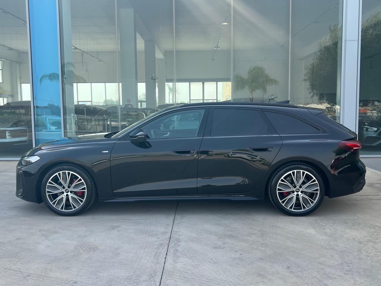 Audi A5 TFSI 204CV S tronic Line edition - possibilità noleggio no scoring