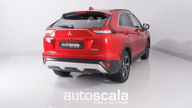 MITSUBISHI Eclipse Cross 2.4 MIVEC 4WD PHEV Instyle SDA Pack 0