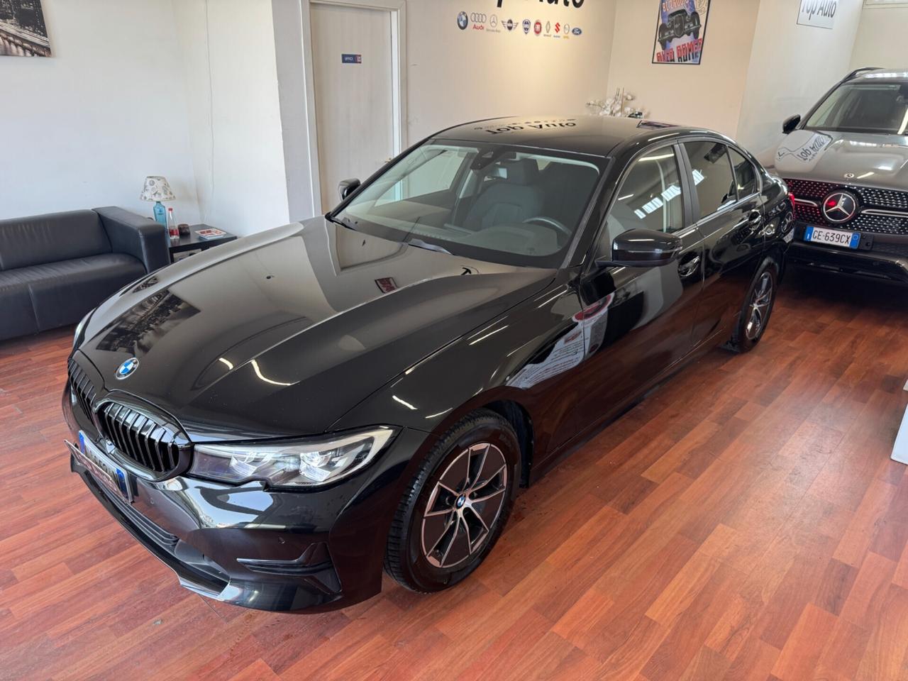 BMW 316 d 48 V AUT. SPORT / DARK NIGHT - 22